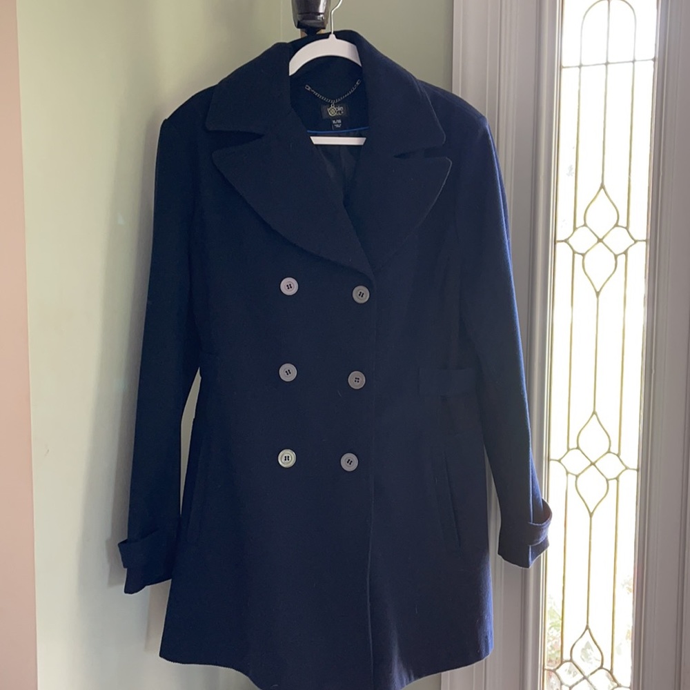 Winter Coat - image 2